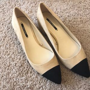 Zara blocked heels beige pointy shoes
